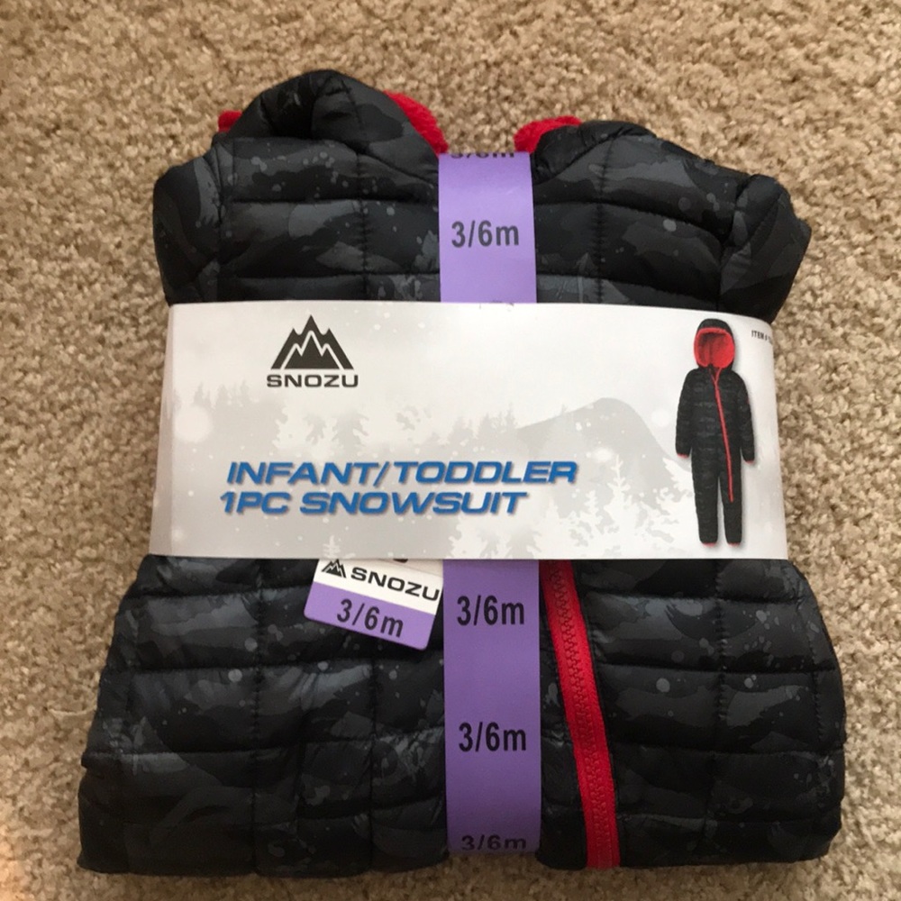 3-6m snowsuit NWT